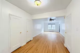 915 E 17th St, New York City, NY 11230 - Photo 17