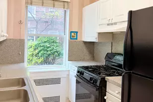 915 E 17th St, New York City, NY 11230 - Photo 5