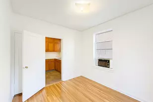 915 E 17th St, New York City, NY 11230 - Photo 13