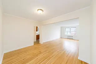 915 E 17th St, New York City, NY 11230 - Photo 3