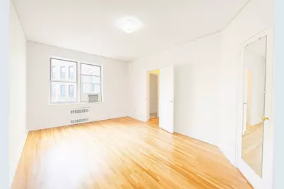 915 E 17th Street #302, New York City, NY 11230 - Photo 9