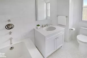 225 W 86th St, New York City, NY 10024 - Photo 11