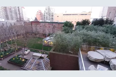 515 E 72nd Street #4-B, New York City, NY 10021 - Photo 5