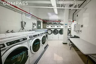 225 E 46th St, New York City, NY 10017 - Photo 9