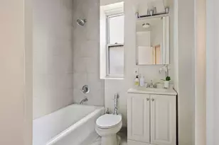 223 E 50th St, New York City, NY 10022 - Photo 5