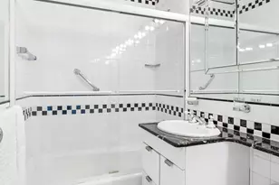 201 E 17th St, New York City, NY 10003 - Photo 11