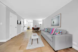 150 E 61st St, New York City, NY 10065 - Photo 3