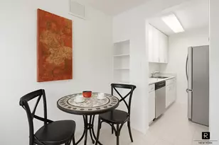 330 E 38th St, New York City, NY 10016 - Photo 3