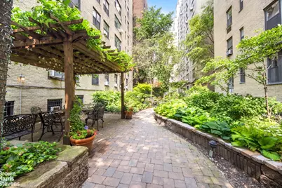 433 E 51st Street #2F, New York City, NY 10022 - Photo 9