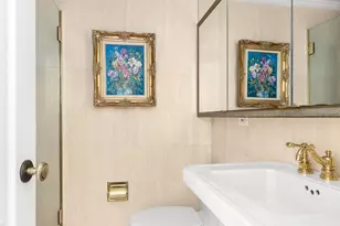 150 E 69th St, New York City, NY 10021 - Photo 9