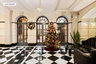 212 E 48th St, New York City, NY 10017 - Photo 11