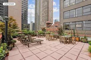 212 E 48th St, New York City, NY 10017 - Photo 13