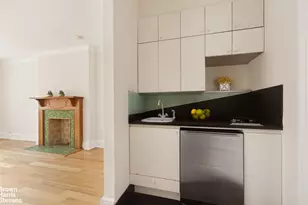 305 W 105th St, New York City, NY 10025 - Photo 5