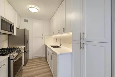 1735 York Avenue #PH35D, New York City, NY 10128 - Photo 3