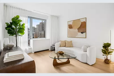 212 W 72nd Street #8A, New York City, NY 10023 - Photo 1