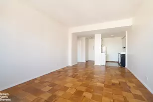 340 E 93rd St, New York City, NY 10128 - Photo 3