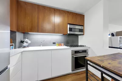 515 E 72nd Street #10P, New York City, NY 10021 - Photo 3
