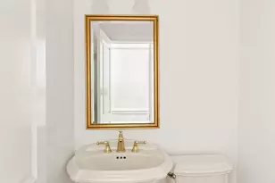 200 E 57th St, New York City, NY 10022 - Photo 5