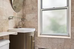 237 W 15th St, New York City, NY 10011 - Photo 5