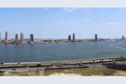 5 Tudor City Place #1026, New York City, NY 10017 - Photo 7