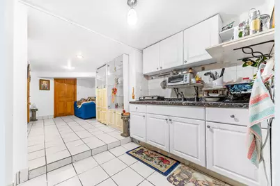 20-23 41st Street, New York City, NY 11105 - Photo 17