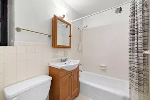 579 W 215th St, New York, NY 10034 - Photo 7