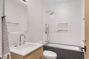 138 N 10th St, New York City, NY 11249 - Photo 11