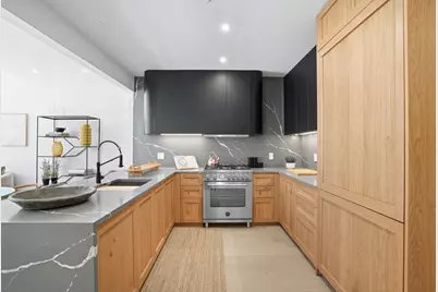 19 N Henry Street #2, New York City, NY 11222 - Photo 3