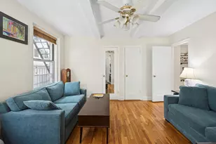 333 E 43rd St, New York City, NY 10017 - Photo 5