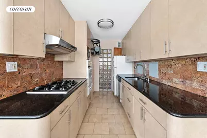 315 W 70th Street #3L, New York City, NY 10023 - Photo 5