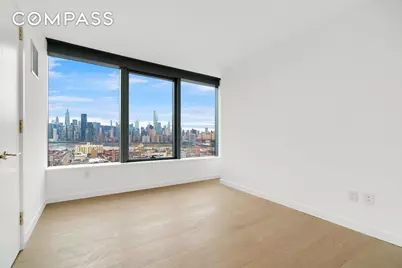 3 Court Square #2911, New York City, NY 11101 - Photo 9