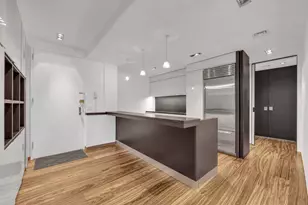 641 5th Ave, New York City, NY 10022 - Photo 9