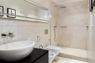 641 5th Ave, New York City, NY 10022 - Photo 7