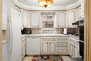 562 84th St, New York City, NY 11209 - Photo 9