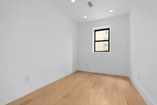 8 W 87th St, New York City, NY 10024 - Photo 3