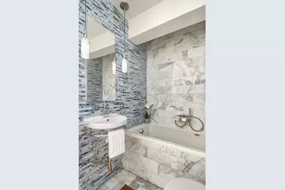 2166 Broadway #11B, New York City, NY 10024 - Photo 11