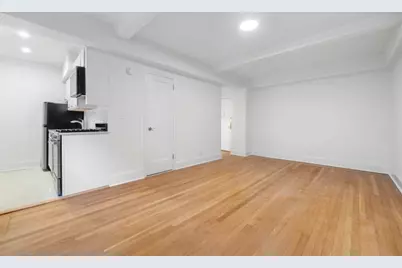 304 W 75th Street #6F, New York, NY 10023 - Photo 3