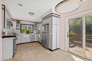 244 Argyle Rd, New York City, NY 11218 - Photo 13