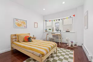 27-16 41st Ave, New York City, NY 11101 - Photo 9