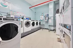 415 Argyle Rd, New York City, NY 11218 - Photo 11