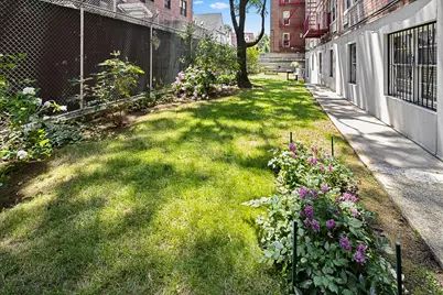 415 Argyle Road #4W, New York City, NY 11218 - Photo 13