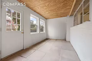 626 Vanderbilt St, New York City, NY 11218 - Photo 11