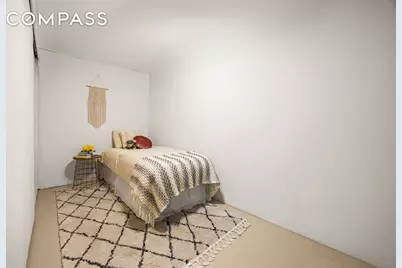 626 Vanderbilt Street, New York City, NY 11218 - Photo 13