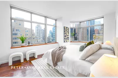 188 E 64th Street #1720, New York City, NY 10065 - Photo 9