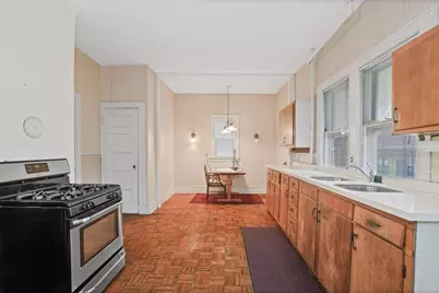 561 E 17th Street, Brooklyn, NY 11226 - Photo 9