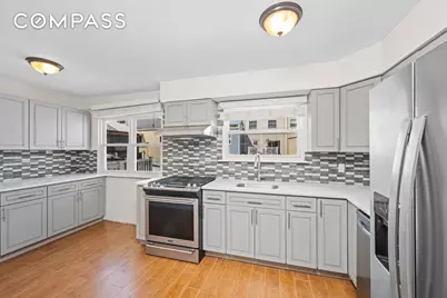 12 Yucca Drive, New York City, NY 10312 - Photo 9