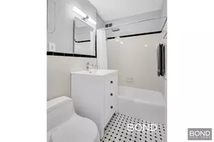 201 W 21st St, New York, NY 10011 - Photo 5