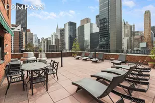 251 E 51st St, New York City, NY 10022 - Photo 21