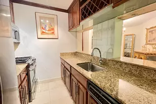 330 E 38th St, New York City, NY 10016 - Photo 7