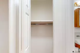 301 E 38th St, New York City, NY 10016 - Photo 7